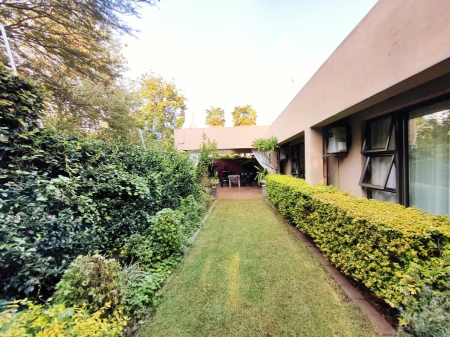 4 Bedroom Property for Sale in Heilige Akker North West